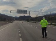 Koyulhisar’da Yol Uygulamasında Aranan Şahıs Yakalandı